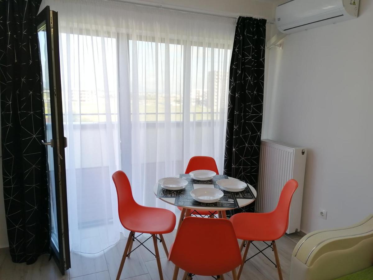 Ama Apartament Cu Terasa 50 Mp & Parcare Brașov Exterior foto