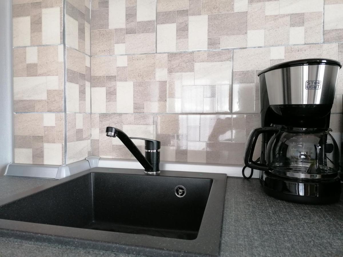 Ama Apartament Cu Terasa 50 Mp & Parcare Brașov Exterior foto