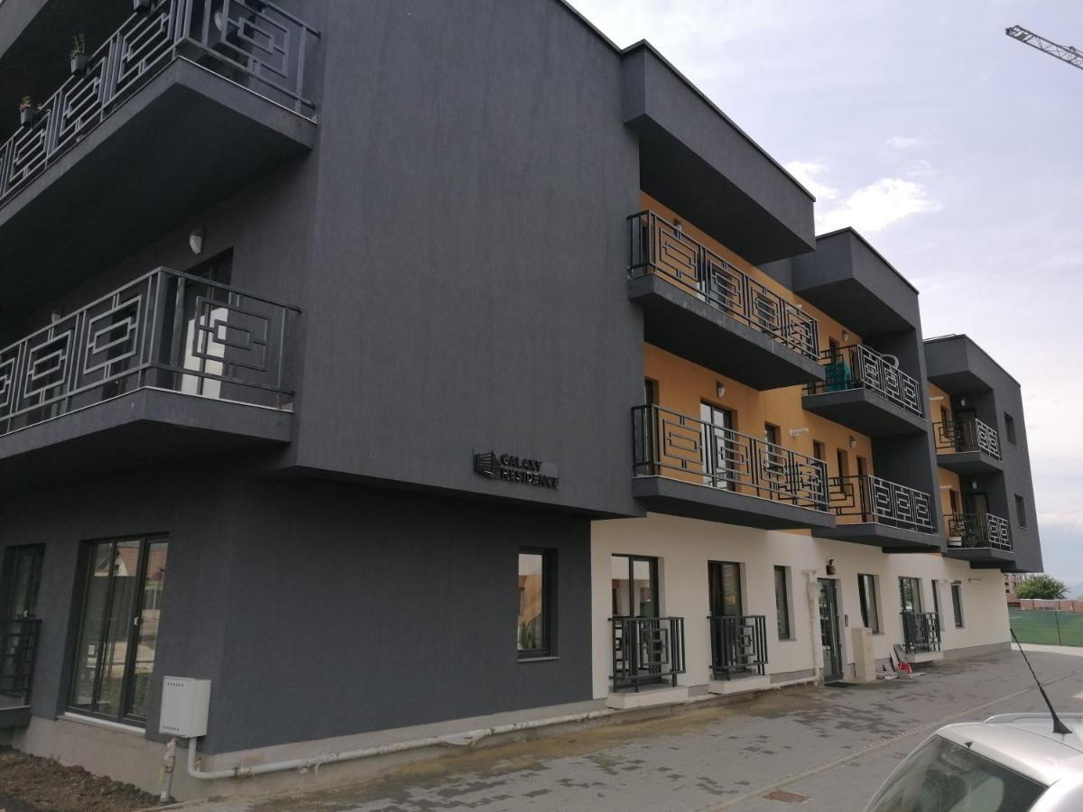 Ama Apartament Cu Terasa 50 Mp & Parcare Brașov Exterior foto