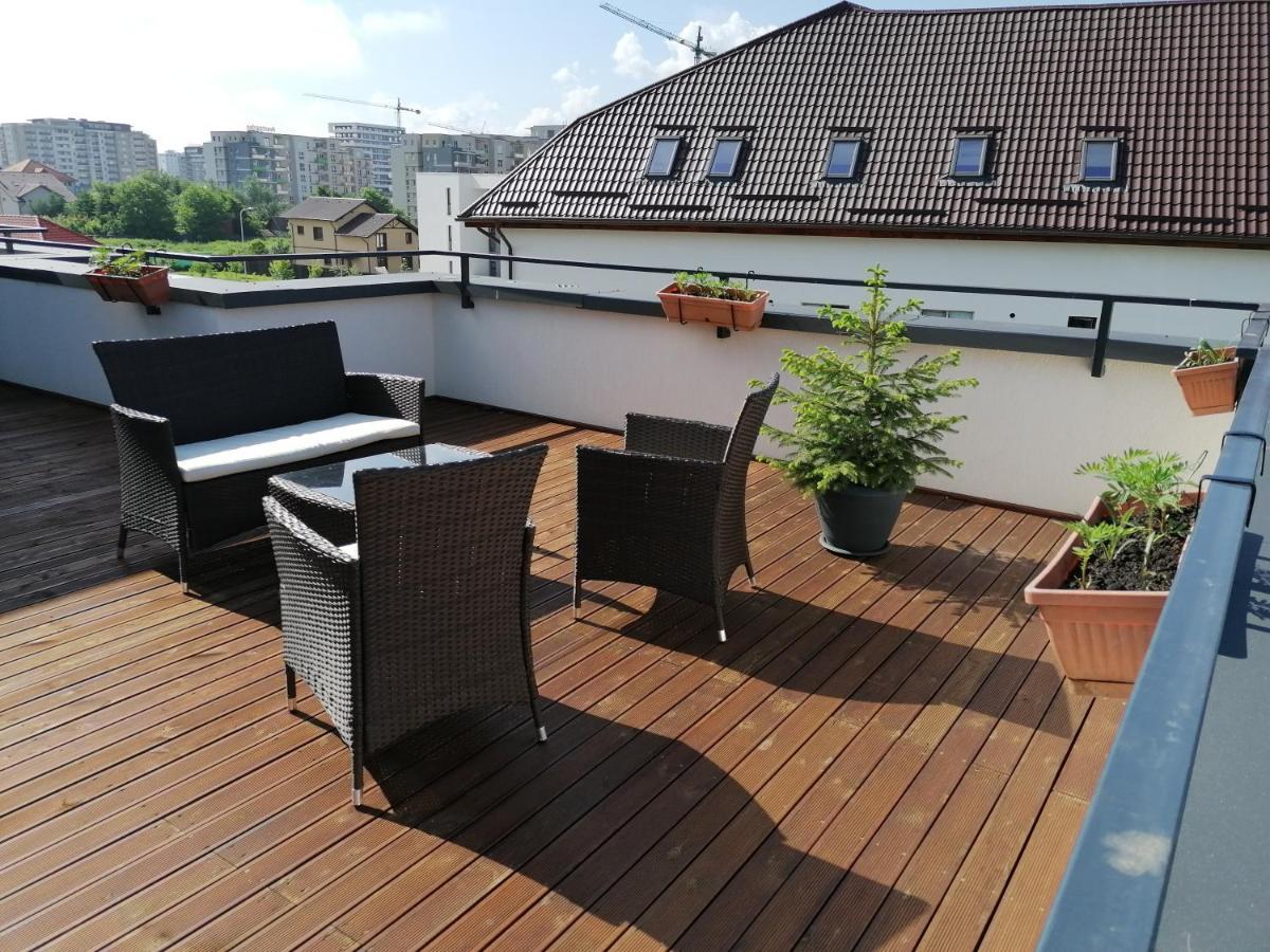 Ama Apartament Cu Terasa 50 Mp & Parcare Brașov Exterior foto