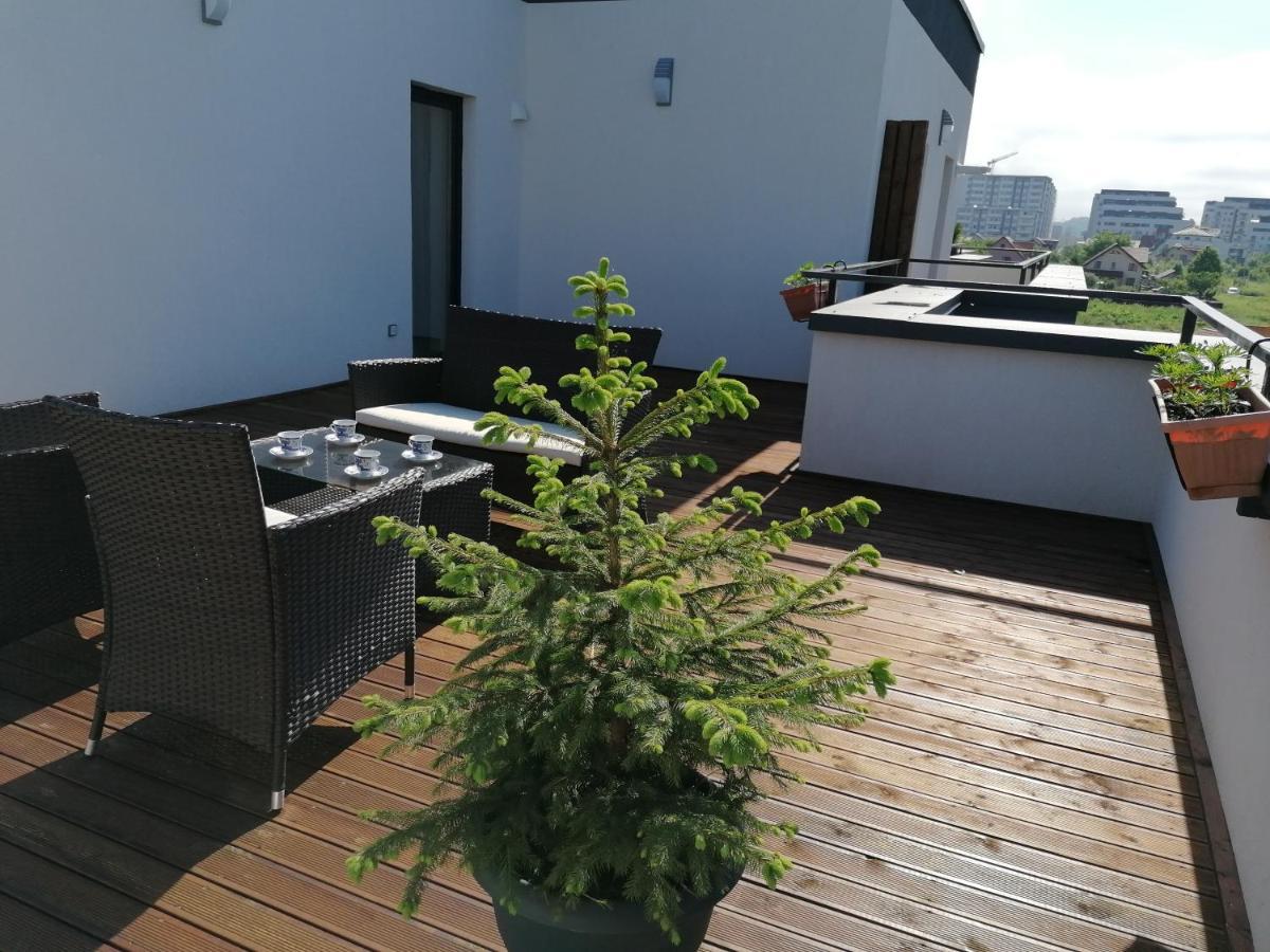Ama Apartament Cu Terasa 50 Mp & Parcare Brașov Exterior foto