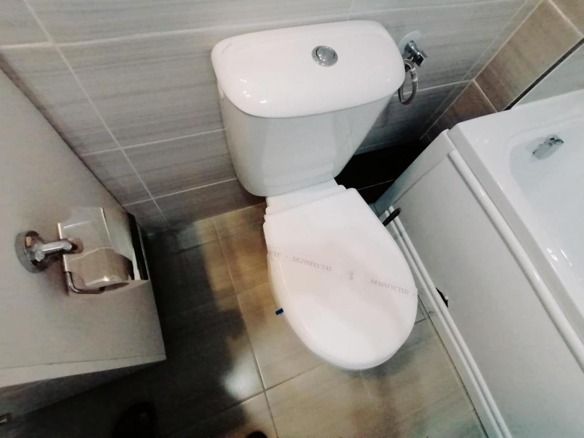 Ama Apartament Cu Terasa 50 Mp & Parcare Brașov Exterior foto