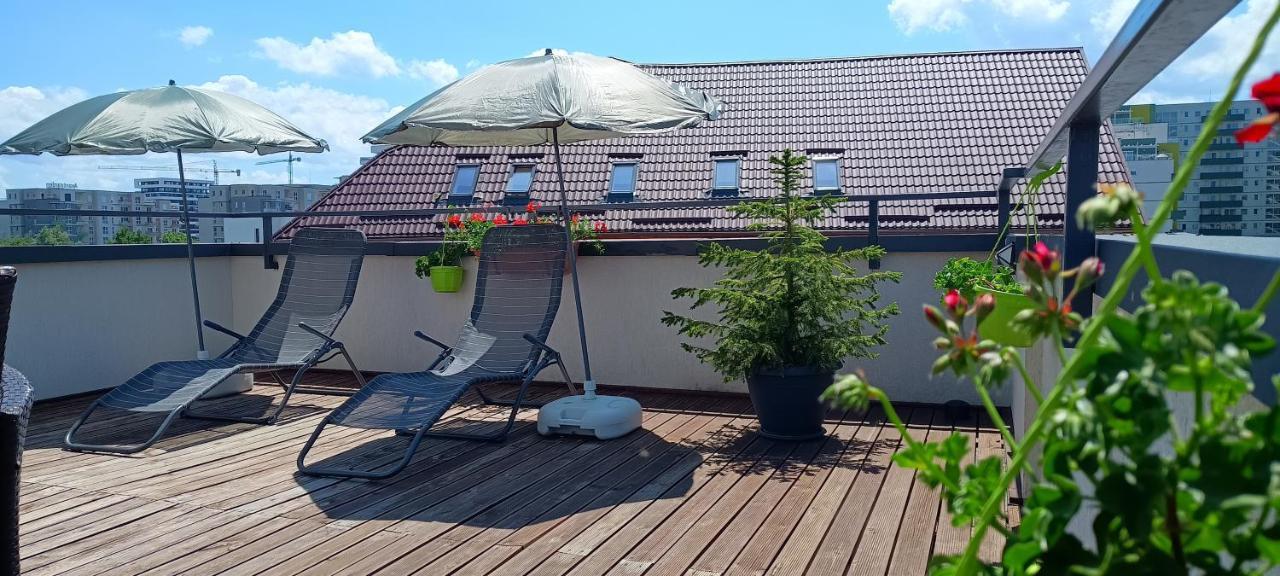 Ama Apartament Cu Terasa 50 Mp & Parcare Brașov Exterior foto